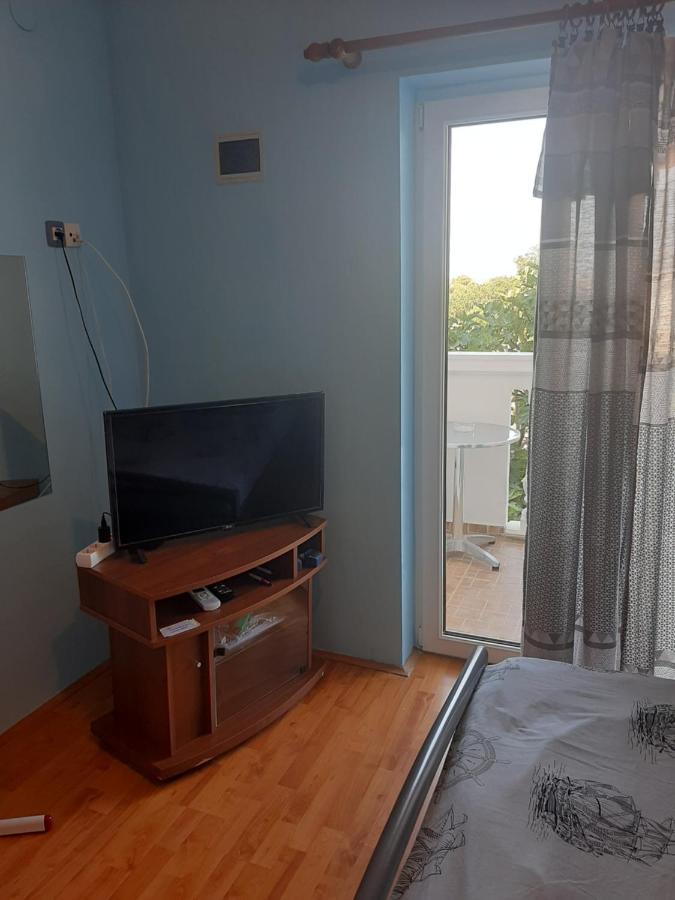 Apartment Leona Medulin Exterior photo